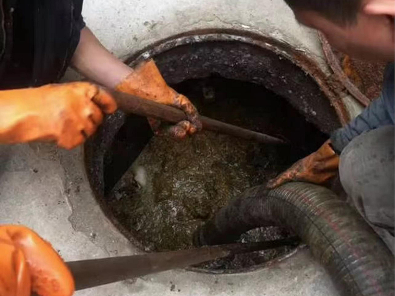 桃江清理化粪池时如何避免沼气的危害?